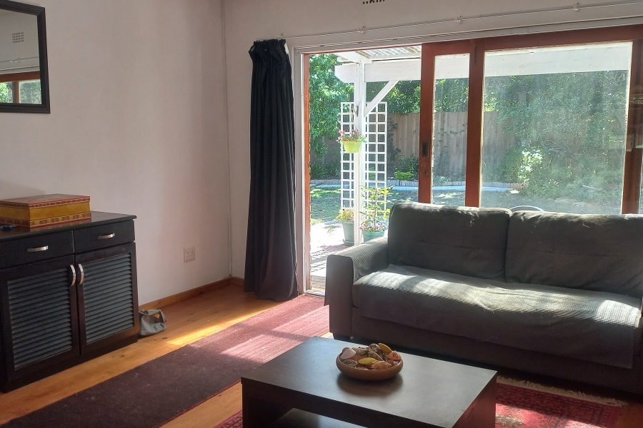 5 Bedroom Property for Sale in Kingfisher Creek Western Cape